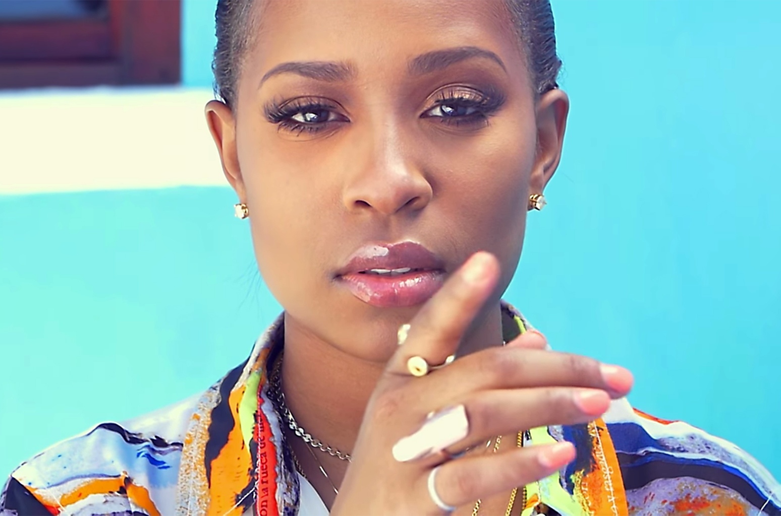 DeJ Loaf Offers To Liberate New York Residents By Covering Marriage License...